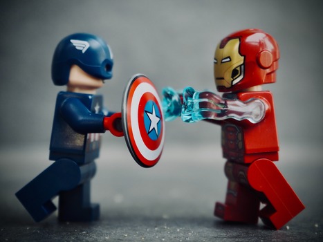 Captain America and his enemy Lego figures fighting each other